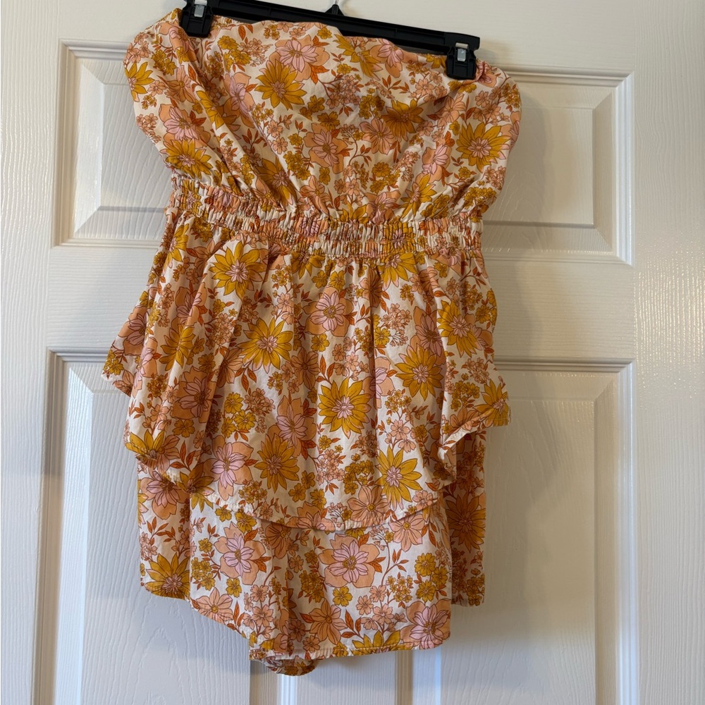 American Eagle Outfitters Floral Strapless Romper Size Medium